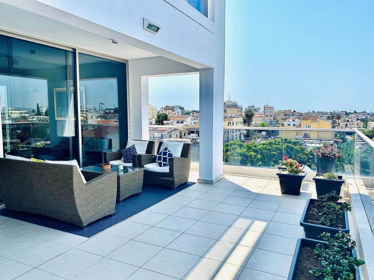 The Penthouse 401 Apartment ลาร์นาคา ภายนอก รูปภาพ